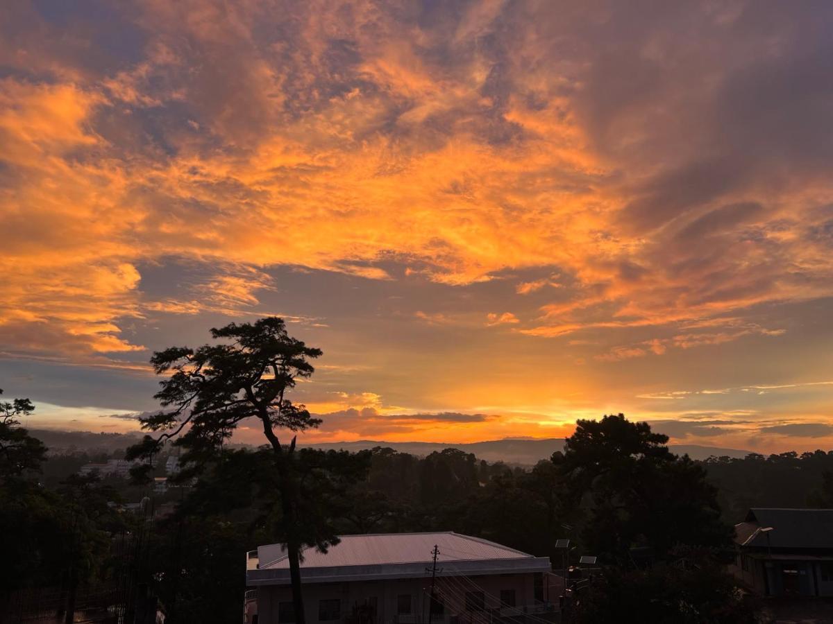 The Living Roof Hotel Shillong Buitenkant foto