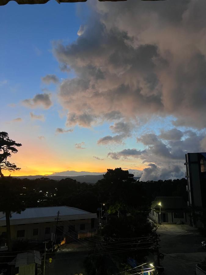 The Living Roof Hotel Shillong Buitenkant foto